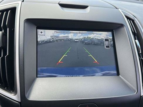 Used 2018 Ford Edge SEL w/ Equipment Group 201A AWD/4WD image 19