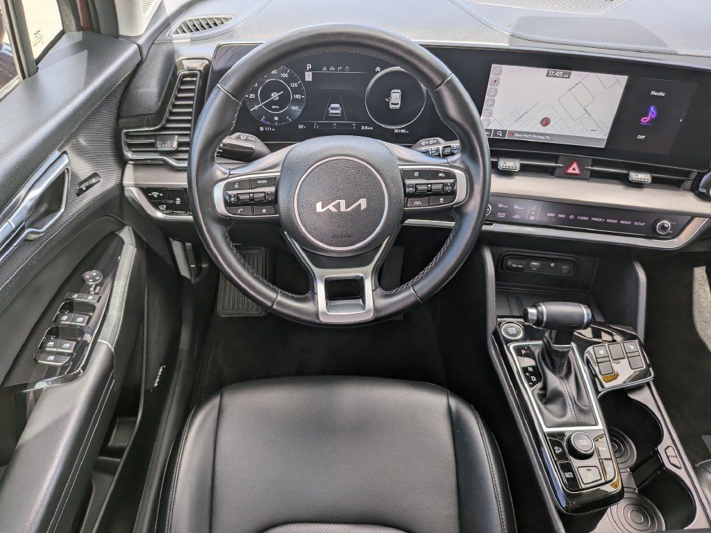 Used 2024 Kia Sportage SX FWD image 16