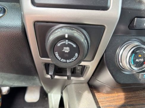 Used 2018 Ford F150 Lariat w/ Equipment Group 502A Luxury AWD/4WD image 10