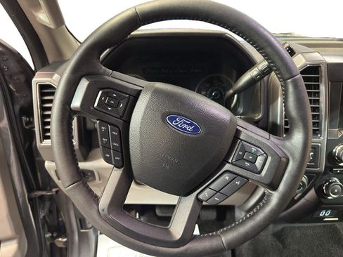 Used 2017 Ford F150 XLT w/ Equipment Group 302A Luxury image 15