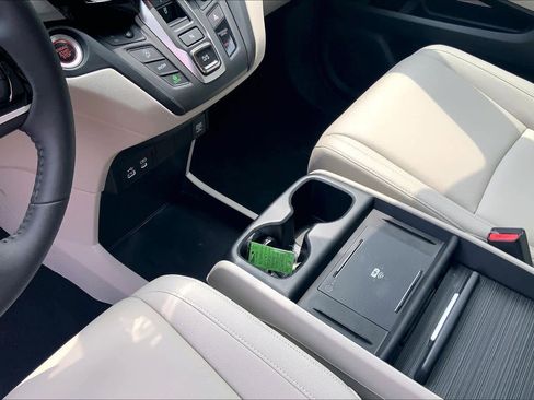 Used 2026 Honda Odyssey EX-L image 32