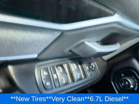 Used 2020 RAM 2500 Big Horn w/ Level 2 Equipment Group AWD/4WD image 32