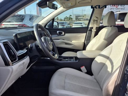 Certified 2025 Kia Sorento S image 16