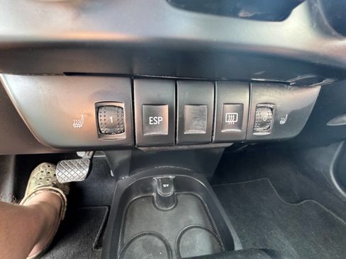 Used 2010 Volkswagen Beetle Coupe image 15