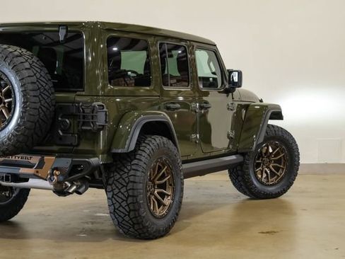 Used 2024 Jeep Wrangler Unlimited Rubicon 392 image 44