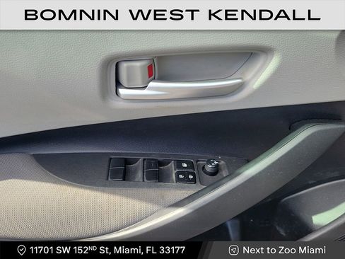 Used 2021 Toyota Corolla LE image 26