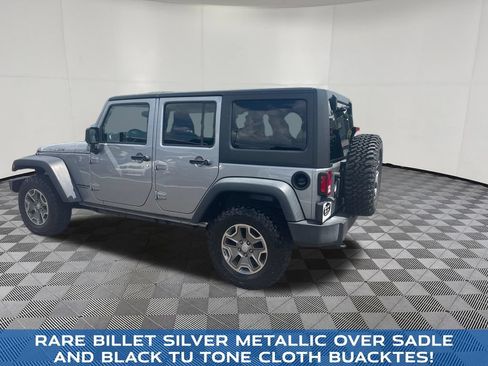 Used 2017 Jeep Wrangler Unlimited Rubicon w/ Connectivity Group AWD/4WD image 3