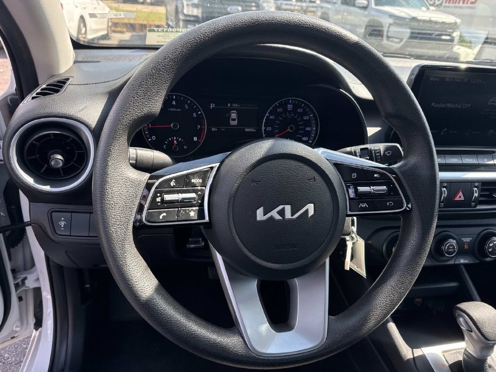 Used 2024 Kia Forte LXS FWD image 29