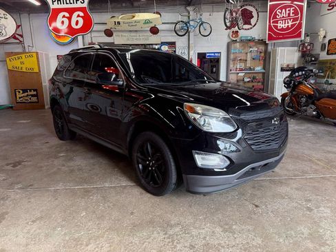 Used 2017 Chevrolet Equinox LT FWD image 7