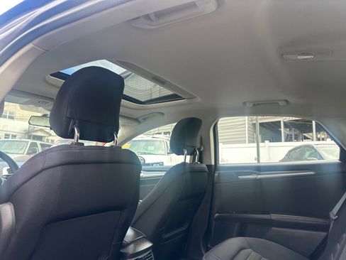 Used 2014 Ford Fusion SE image 21