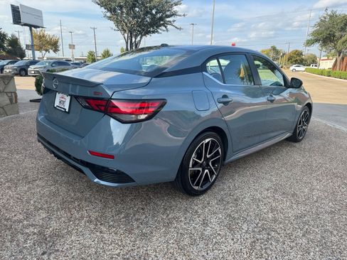 Used 2025 Nissan Sentra SR image 8