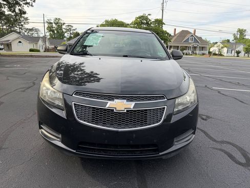 Used 2012 Chevrolet Cruze LS w/ Connectivity Package FWD image 2