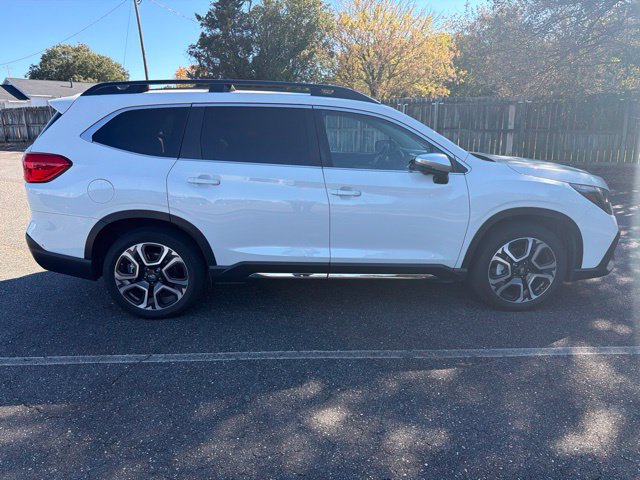 Used 2023 Subaru Ascent Limited AWD/4WD image 4