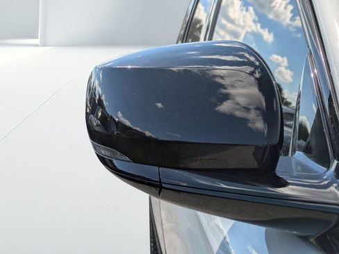 New 2025 Jeep Grand Cherokee Limited w/ Black Appearance Package image 10