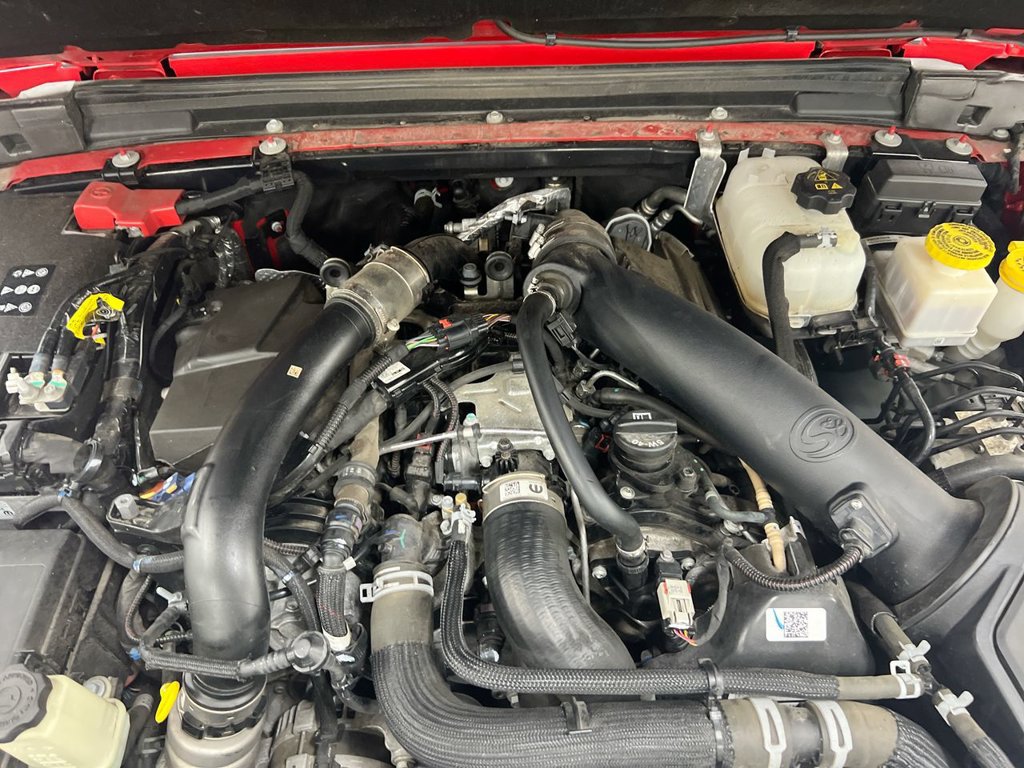Used 2023 Jeep Gladiator Sport AWD/4WD image 24