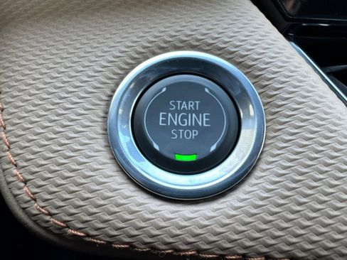 New 2026 Chevrolet Equinox ACTIV w/ Safety and Technology Package image 22