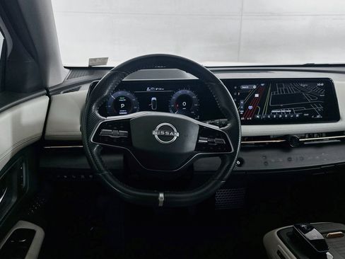 Used 2023 Nissan Ariya FWD image 18