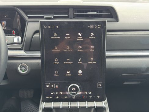 Used 2025 GMC Terrain Elevation AWD/4WD image 12