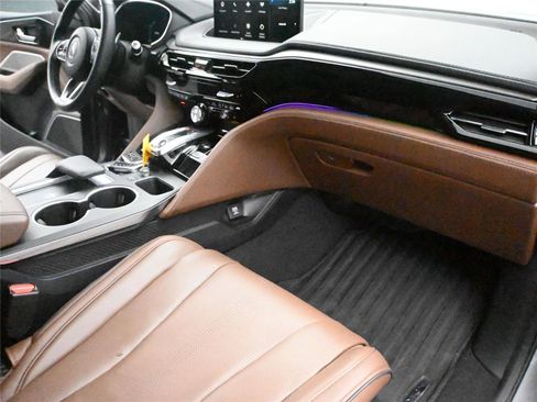 Certified 2023 Acura MDX SH-AWD w/ Advance Package image 18