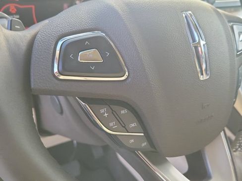 Used 2018 Lincoln MKC Reserve w/ Lincoln MKC Climate Package FWD image 27