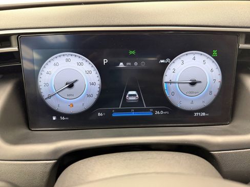 Used 2023 Hyundai Tucson SEL w/ Convenience Package AWD/4WD image 16