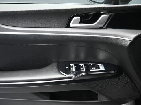 Used 2023 Kia K5 GT-Line w/ GT-Line Premium Package image 10