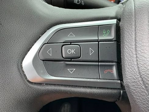 Used 2024 Jeep Compass Latitude AWD/4WD image 29