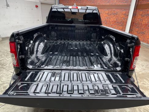 Used 2022 RAM 1500 Big Horn AWD/4WD image 26