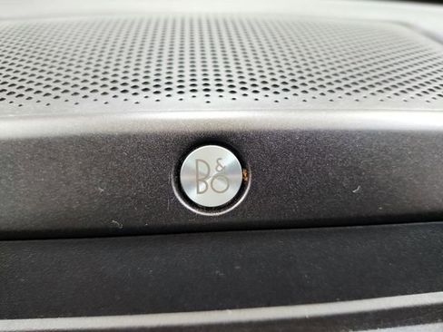 Used 2019 Ford F150 Raptor w/ Equipment Group 802A Luxury image 38