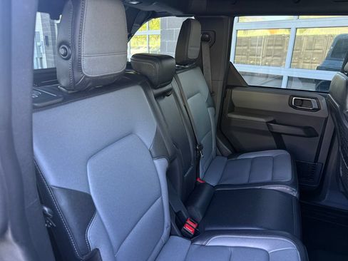 Used 2024 Ford Bronco Everglades AWD/4WD image 41