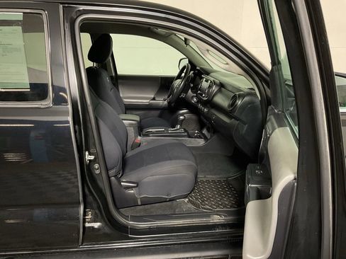 Used 2021 Toyota Tacoma SR image 33