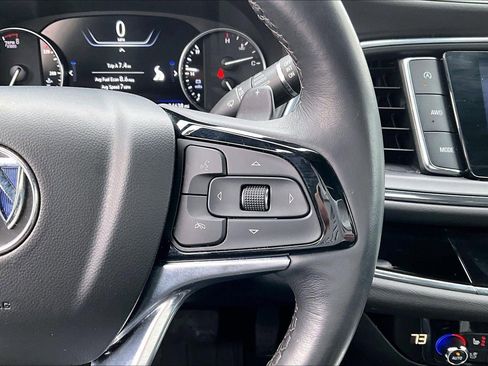 Used 2024 Buick Enclave Avenir w/ Avenir Technology Package image 19