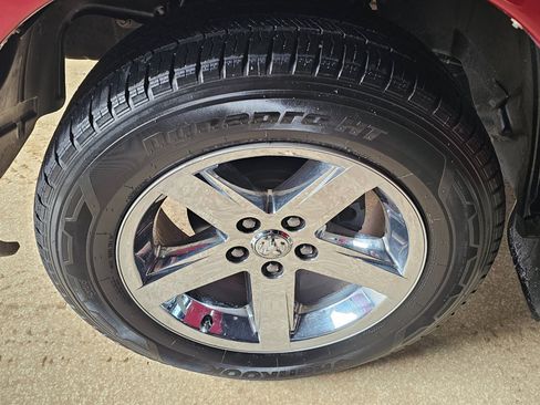 Used 2013 RAM 1500 Express image 43