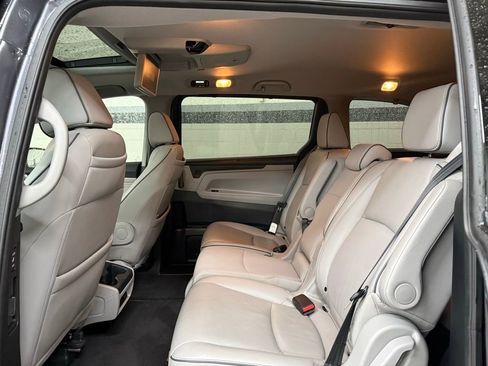 Used 2024 Honda Odyssey Elite image 15