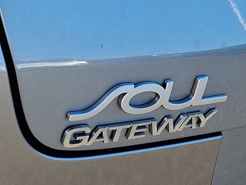 Certified 2022 Kia Soul LX w/ Technology Package image 29