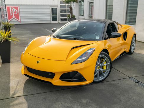 Used 2024 Lotus Emira First Edition image 3