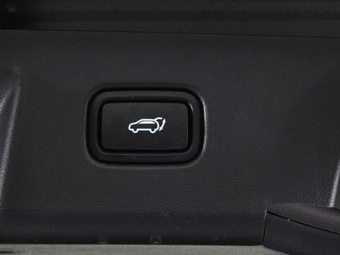 Certified 2025 Hyundai Tucson Limited FWD image 19
