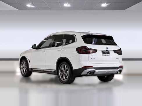 Used 2023 BMW X3 sDrive30i w/ Convenience Package RWD image 3