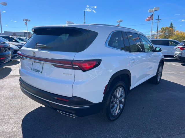Used 2026 Buick Enclave Preferred w/ Power Package FWD image 5