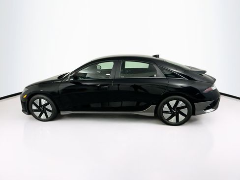 Used 2024 Hyundai Ioniq 6 SE RWD image 4