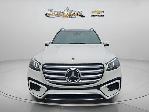 Used 2024 Mercedes-Benz GLS 450 4MATIC image 2