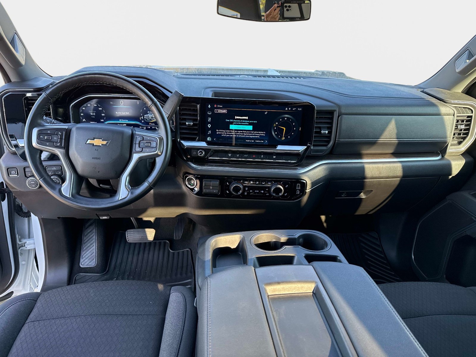 Used 2025 Chevrolet Silverado 2500 LT w/ Convenience Package AWD/4WD image 18