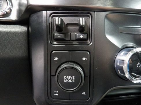 Used 2024 Ford F250 Lariat w/ Black Appearance Package image 55