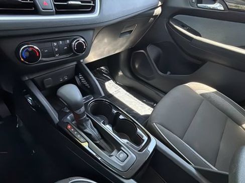 Used 2024 Chevrolet TrailBlazer LS FWD image 14