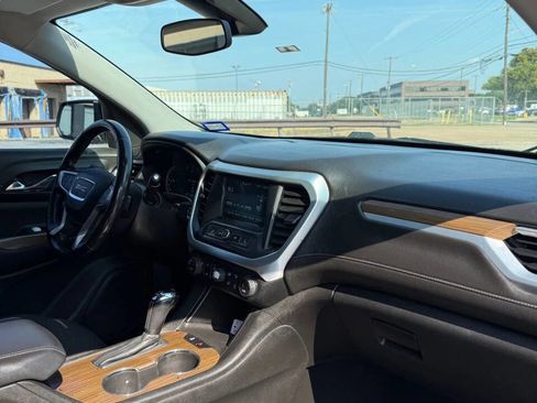 Used 2019 GMC Acadia SLE image 9