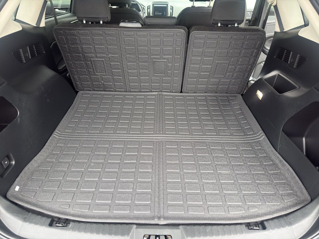 Used 2023 Ford Edge SE AWD/4WD image 19