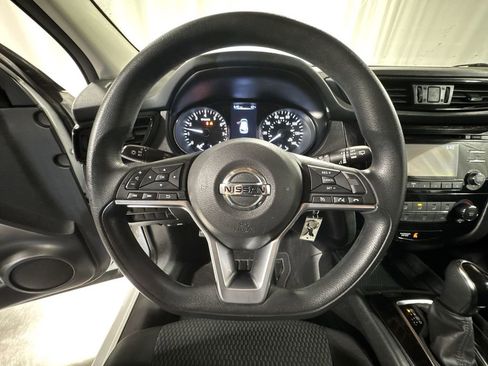 Used 2018 Nissan Rogue Sport S w/ S Appearance Package image 22