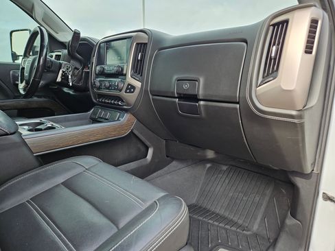 Used 2019 GMC Sierra 3500 Denali w/ Duramax Plus Package image 28