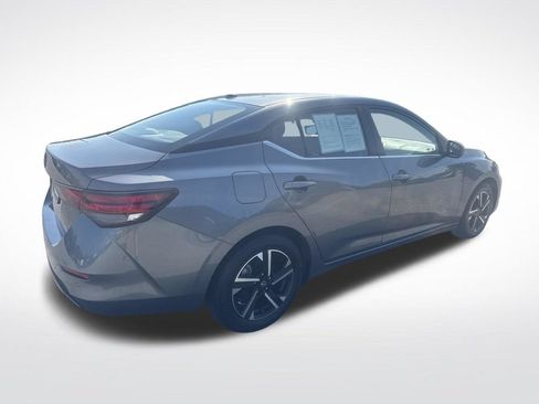 Used 2025 Nissan Sentra SV FWD image 5