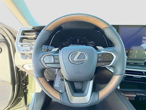 New 2026 Lexus RX 350 image 40